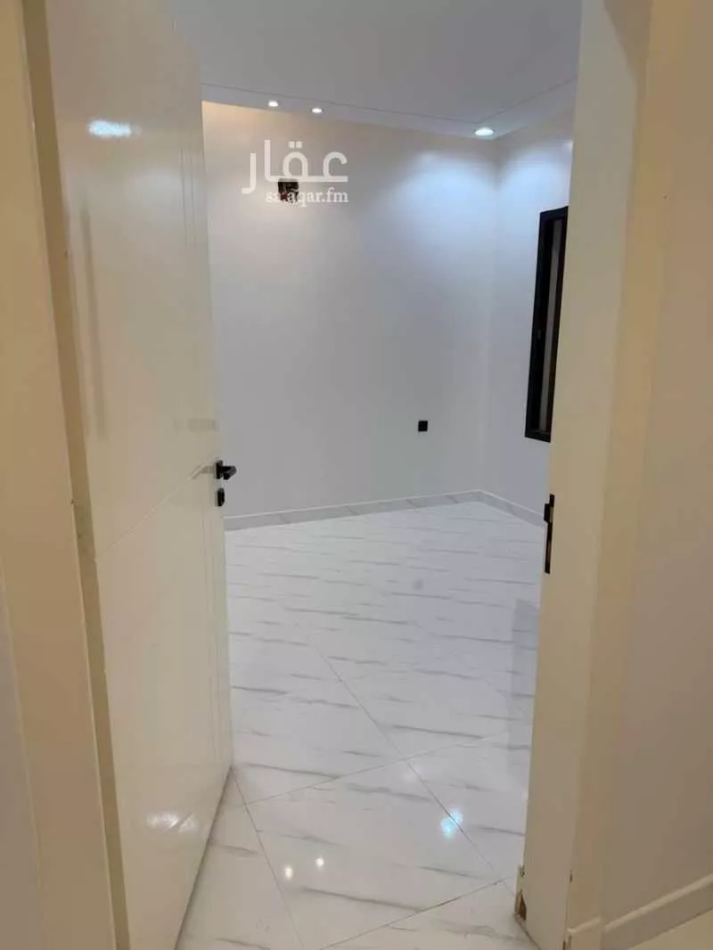 5 bedroom apartment in Dhahrat Namar, Riyadh 14