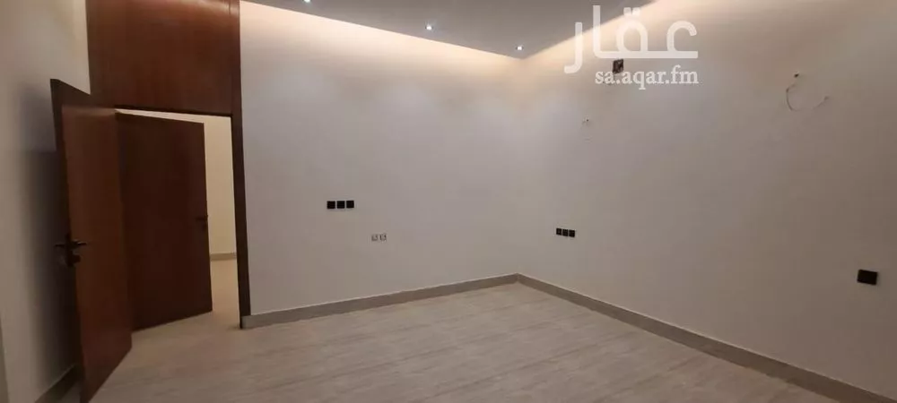 7 bedroom villa in Tuwaiq, Riyadh 11