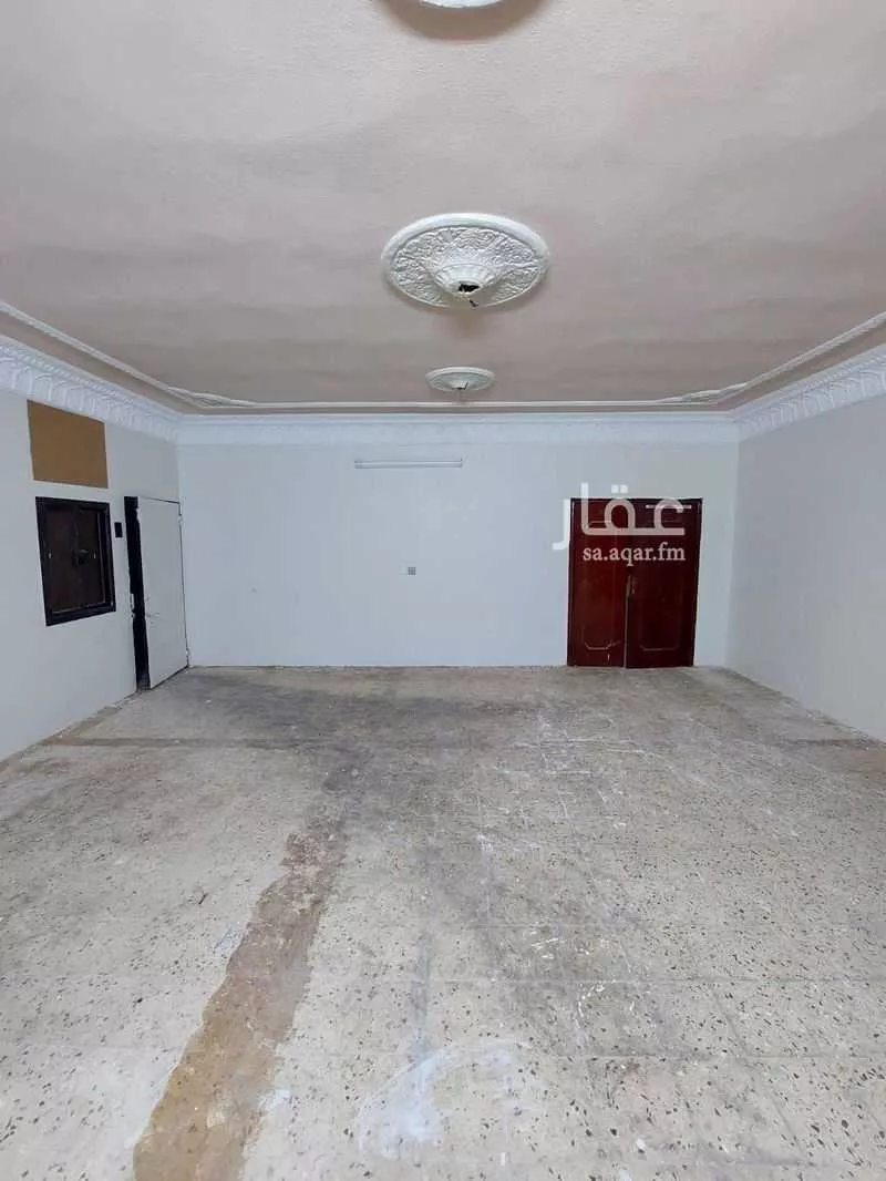 18 bedroom building in Al Uraija Al Gharbiyah, Riyadh 6