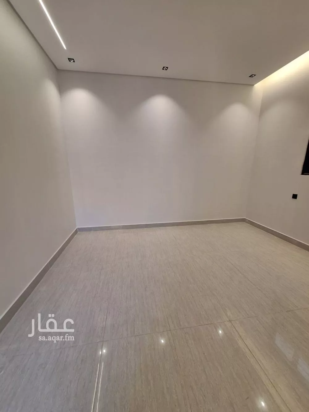 6 bedroom villa in Tuwaiq, Riyadh 11
