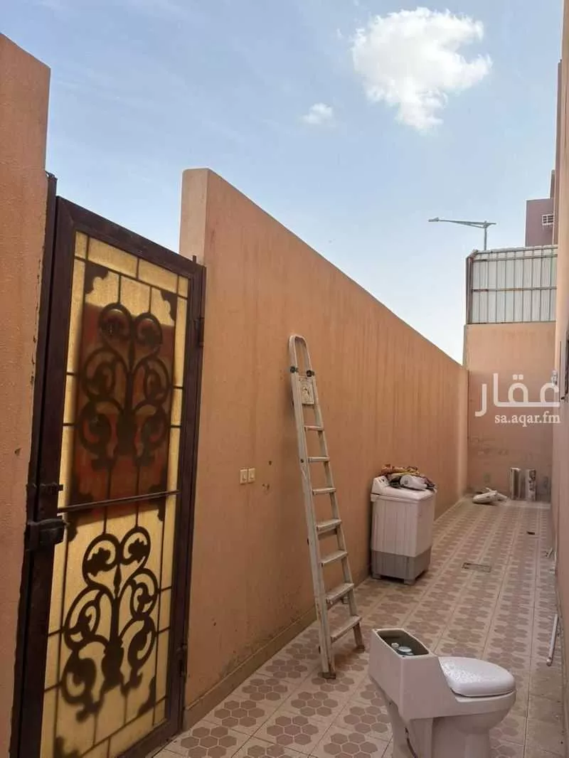 فيلا 4 غرف في طويق 2