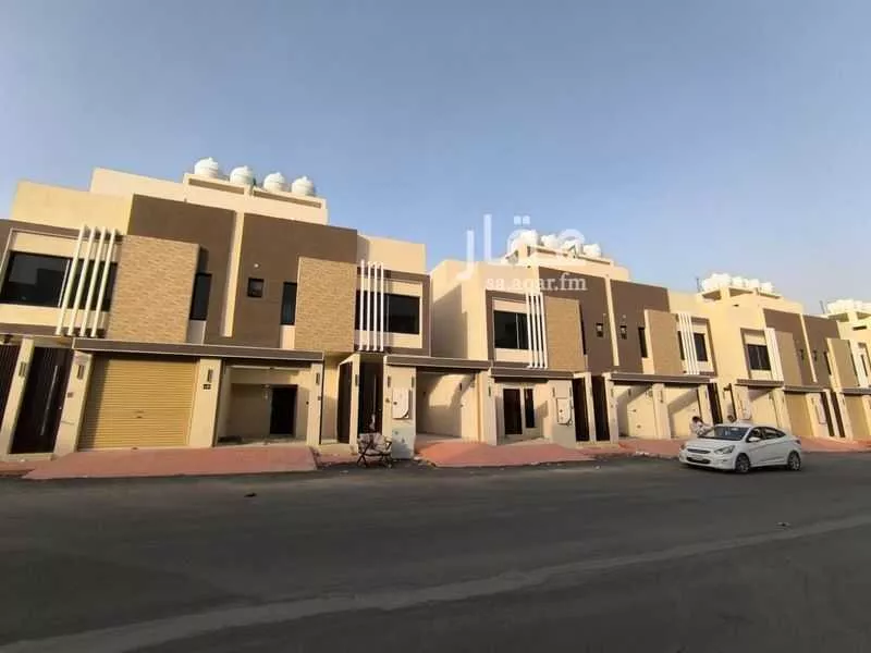 فيلا 4 غرف في بدر 4