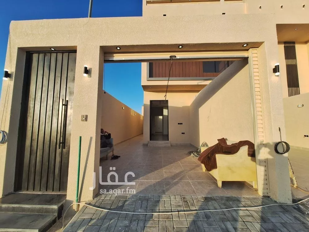 5 bedroom floor in Dahiat Namar 2