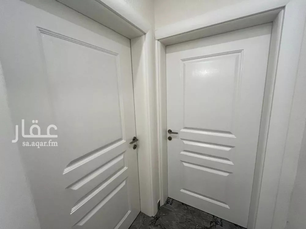 4 bedroom apartment in Al Hamra, Eastern Province 9