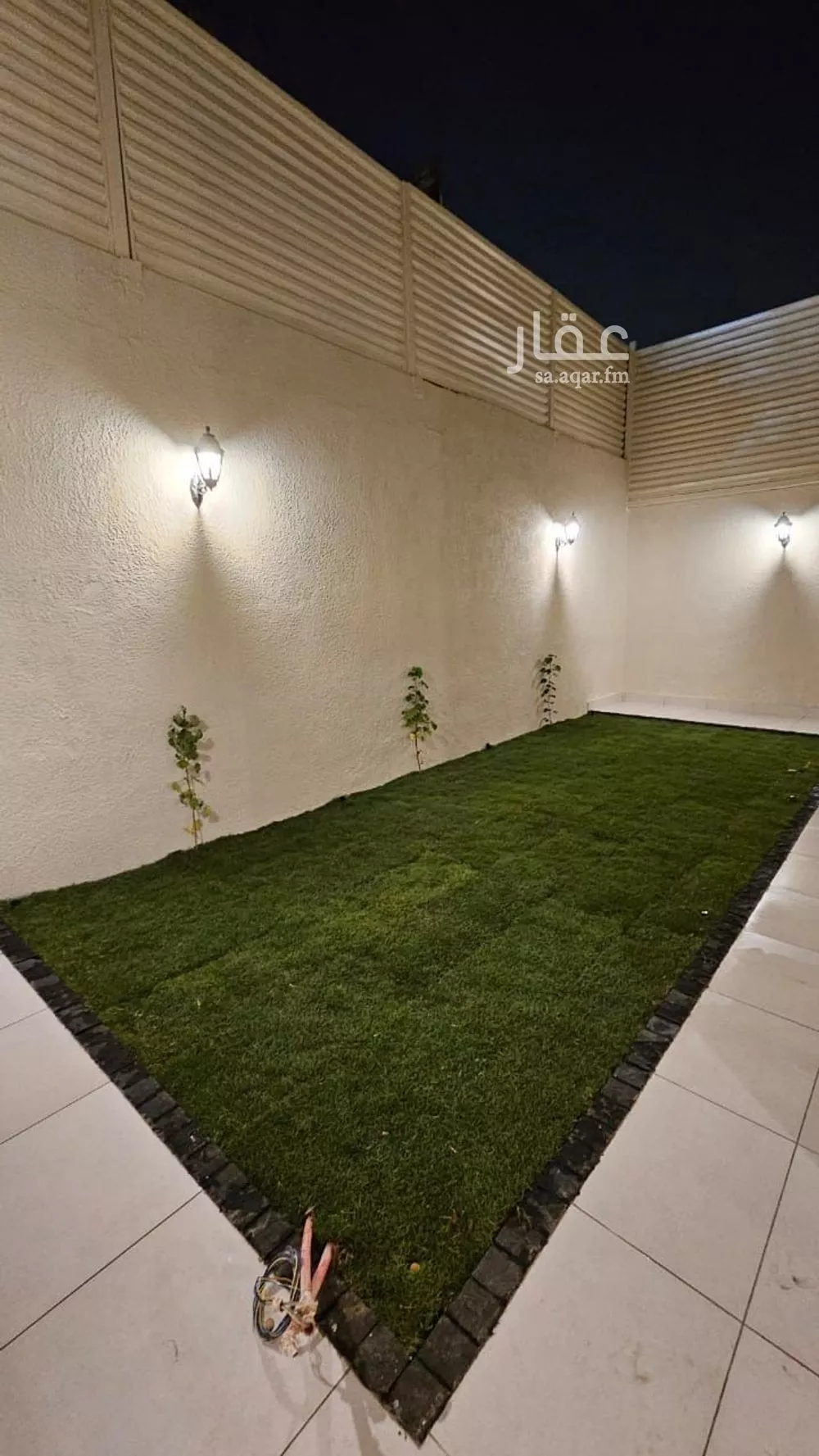 فيلا 5 غرف في الملقا 4