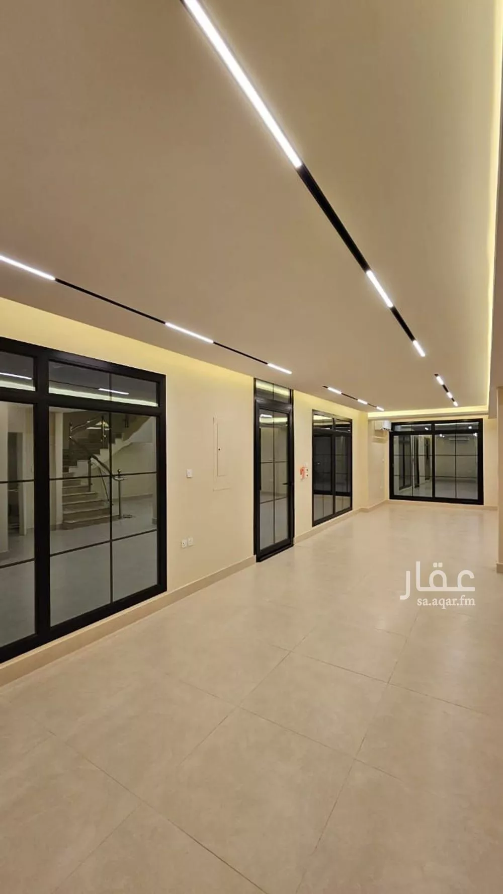 فيلا 5 غرف في الملقا 5