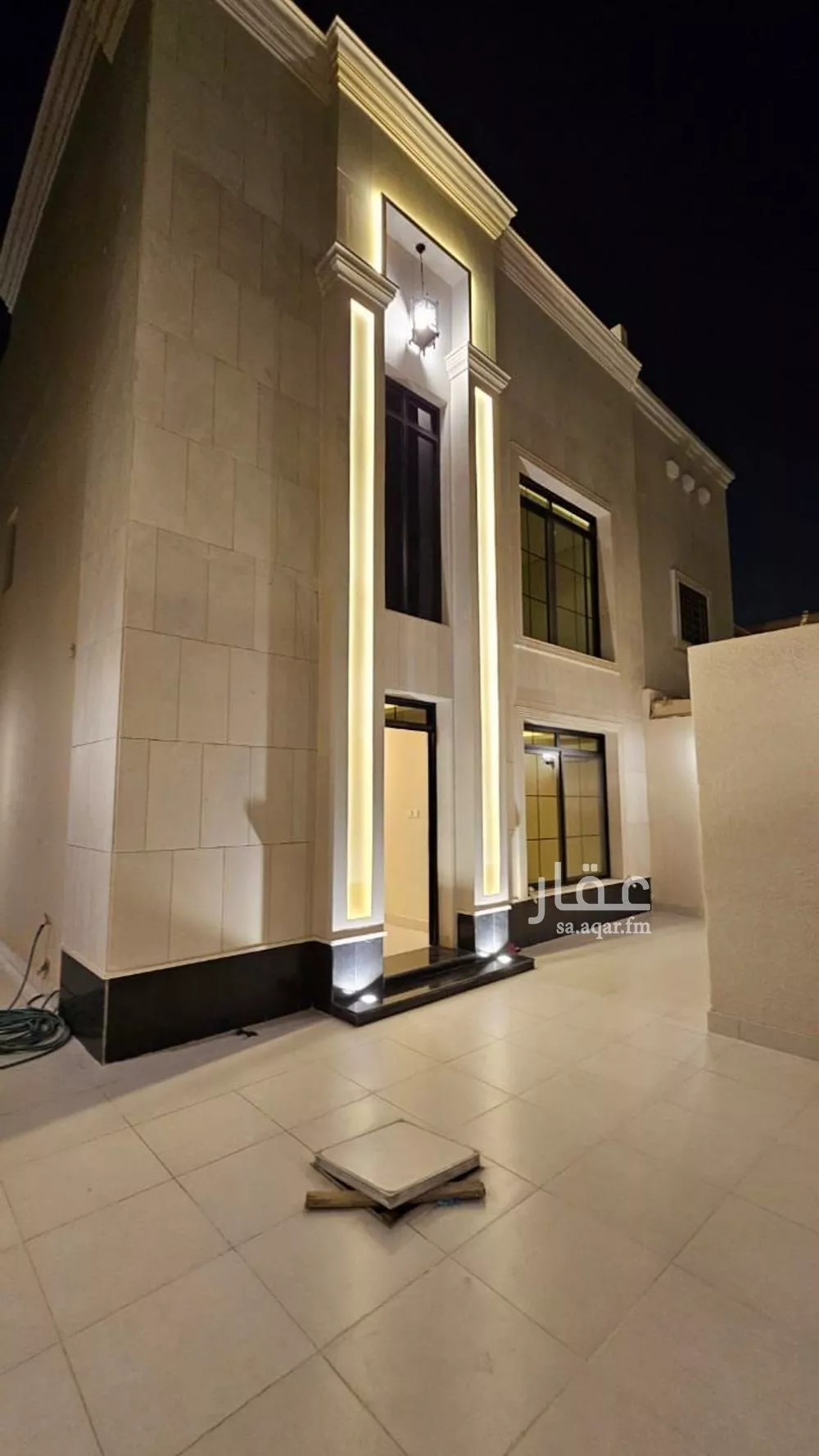 فيلا 5 غرف في الملقا 2