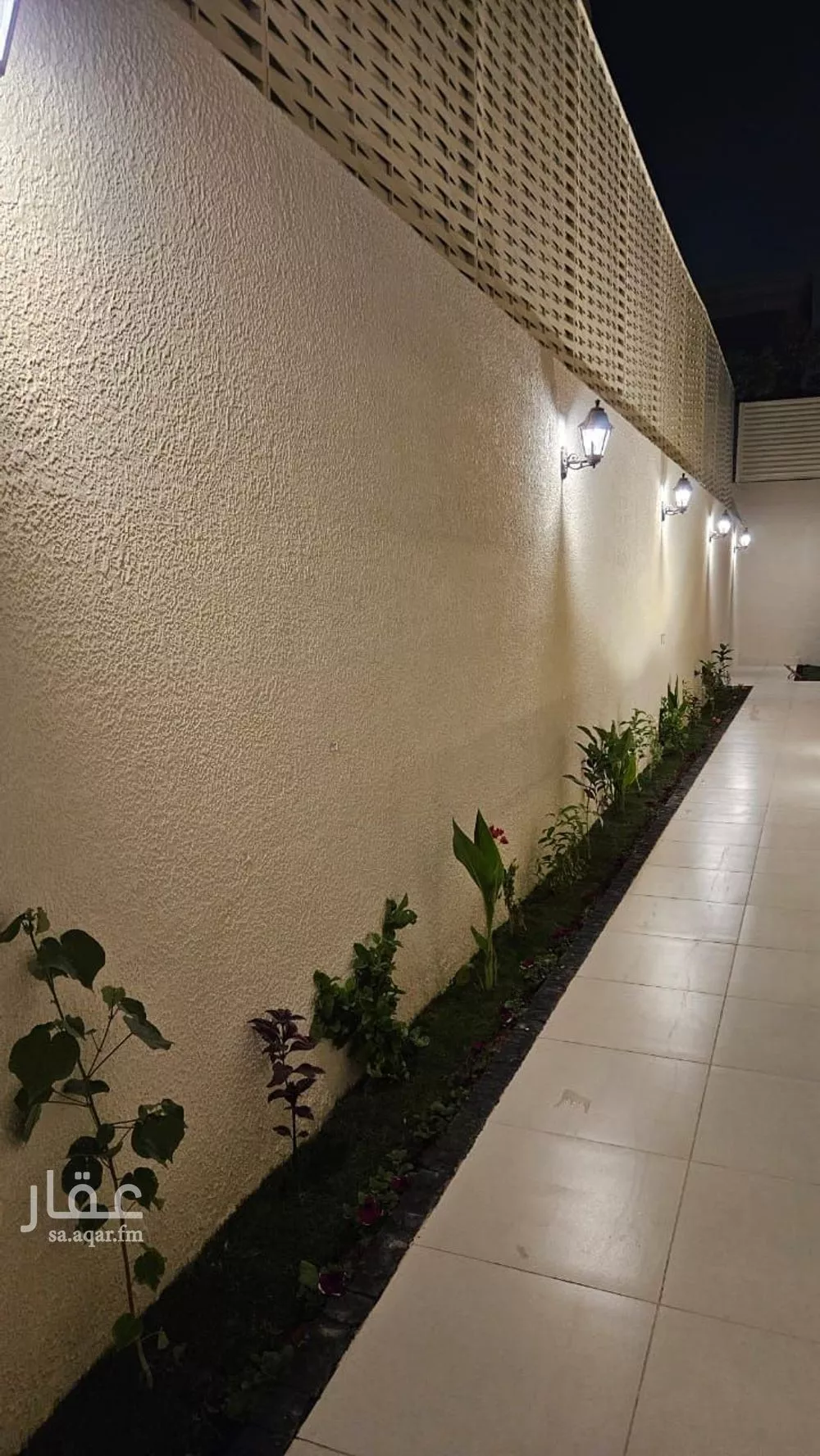 فيلا 5 غرف في الملقا 3