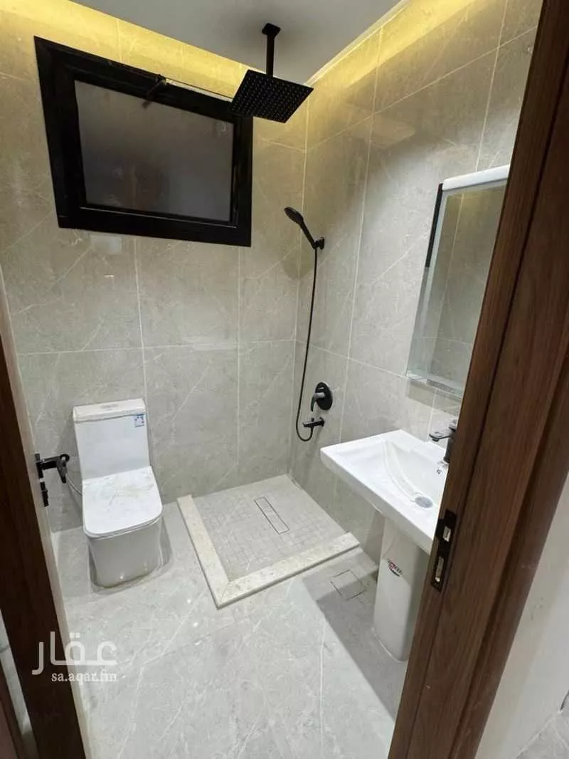 4 bedroom apartment in Shawran, Madinah 9
