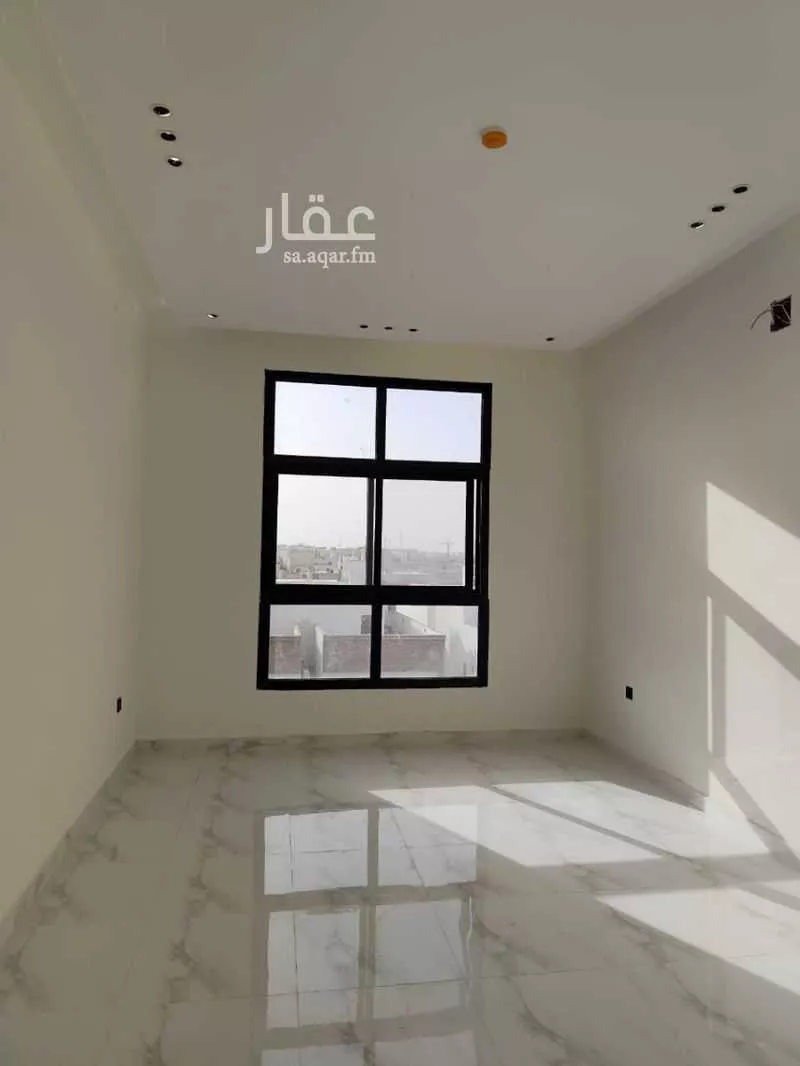 شقة 5 غرف في الزهرة 3