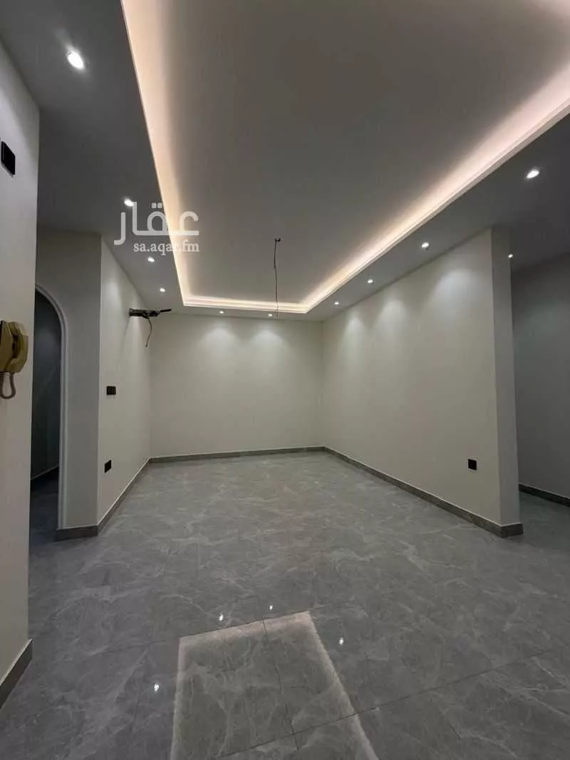 شقة 5 غرف في طيبة 2