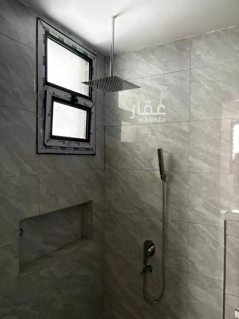 دور 4 غرف في النرجس 4