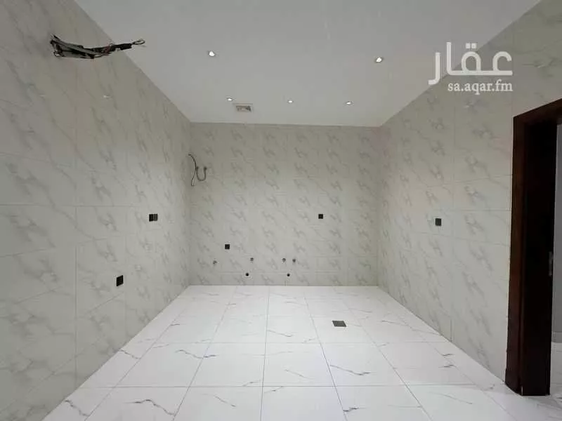 4 bedroom apartment in Al Wurud, Jeddah 6