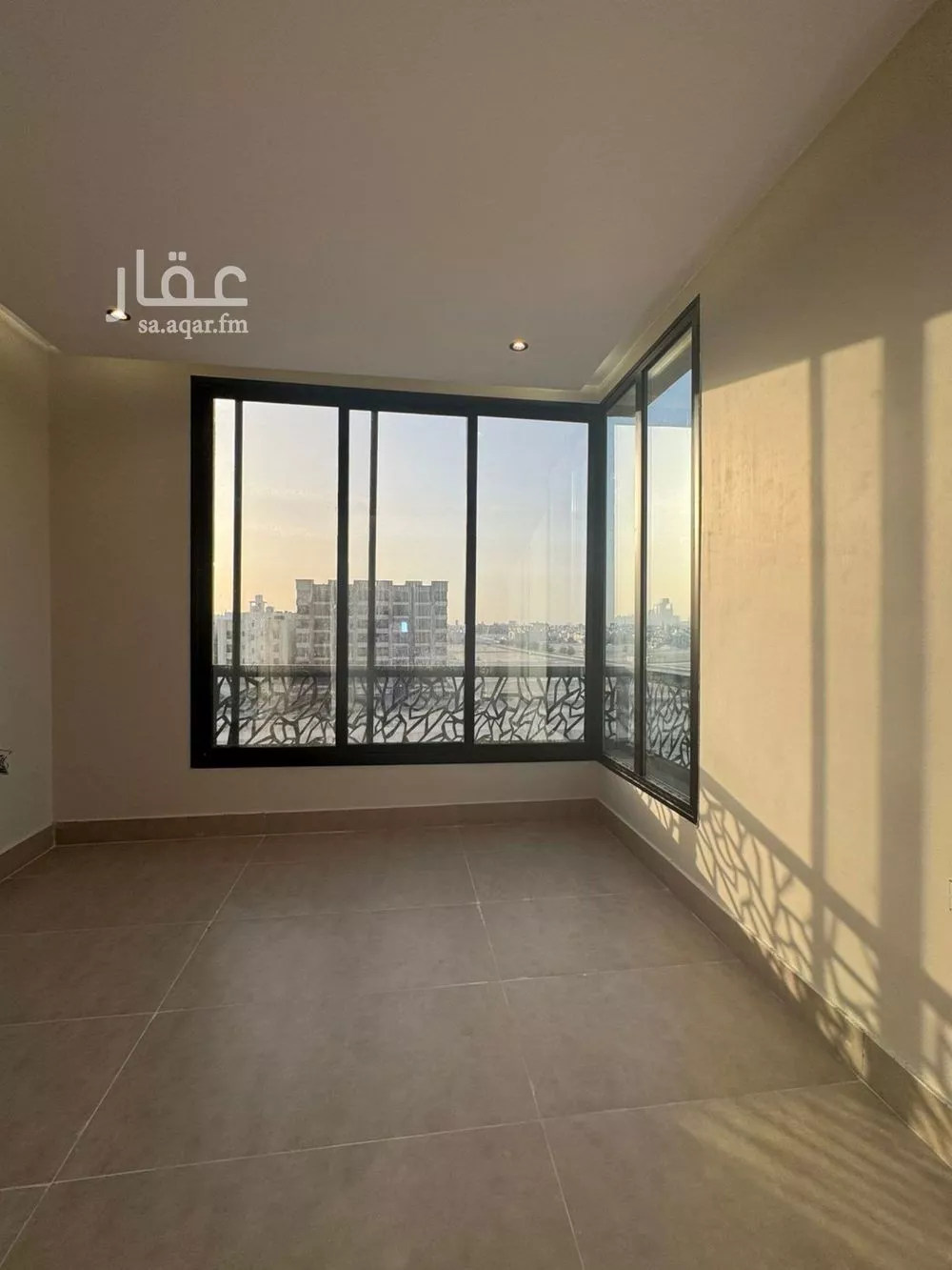 شقة 5 غرف في الشعلة 5