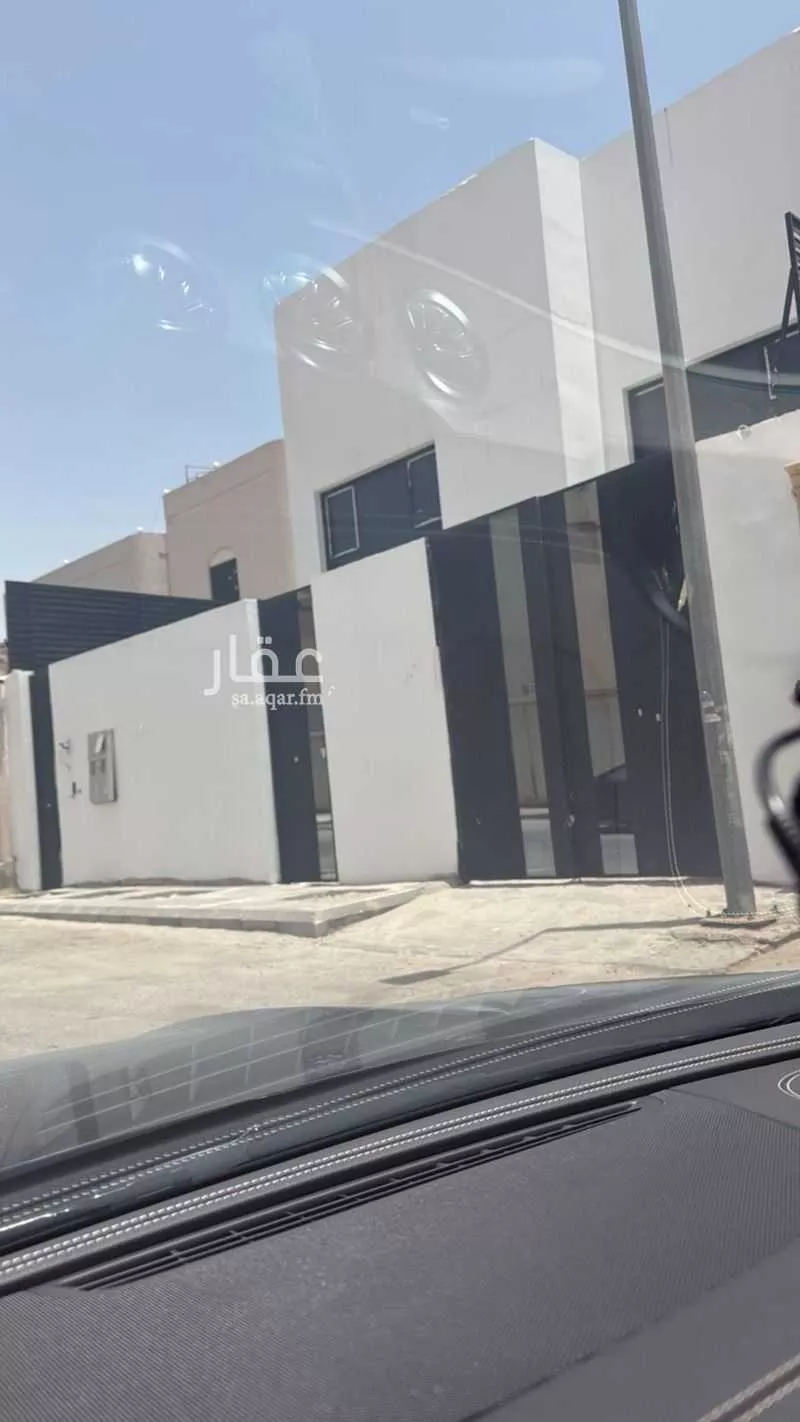 4 bedroom villa in An Nafal, Riyadh 6