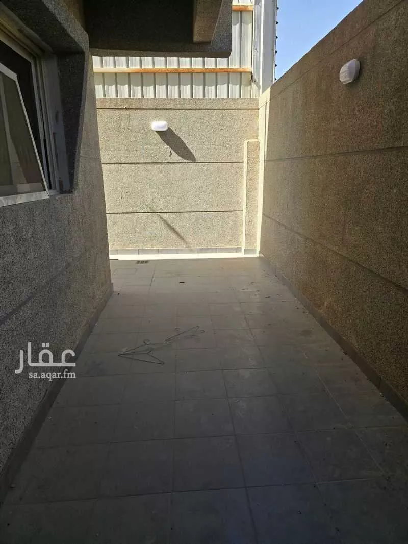 شقة 2 غرف في العليا 5