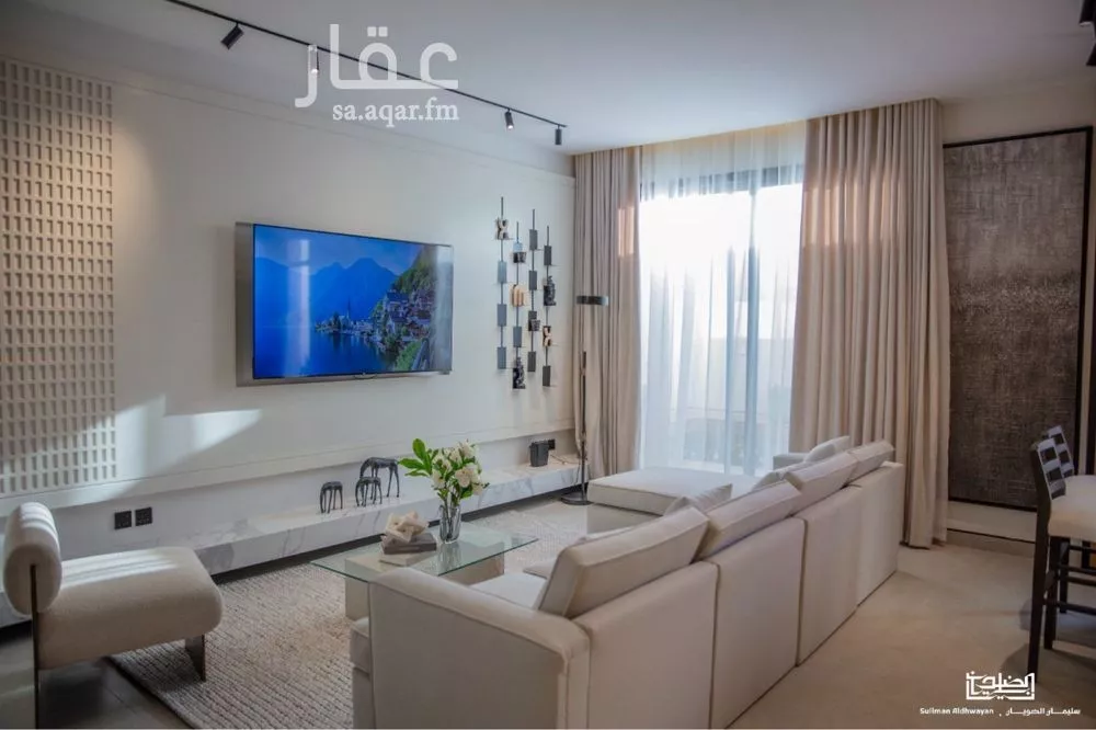 4 bedroom villa in Irqah, Riyadh 8