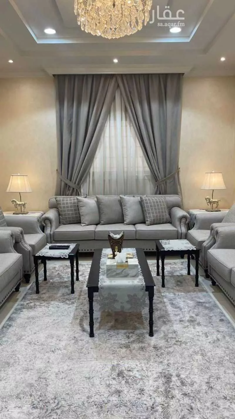 6 bedroom villa in Al Malqa 2