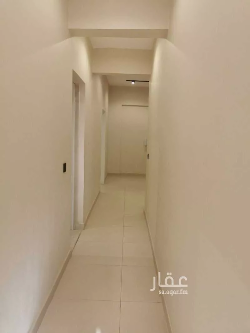 325 sqm building in Al Badiyah 3