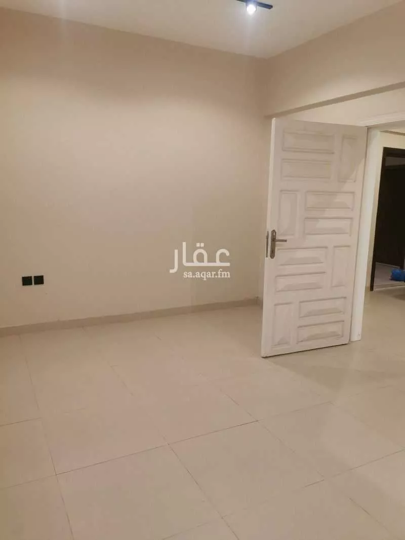 325 sqm building in Al Badiyah 2