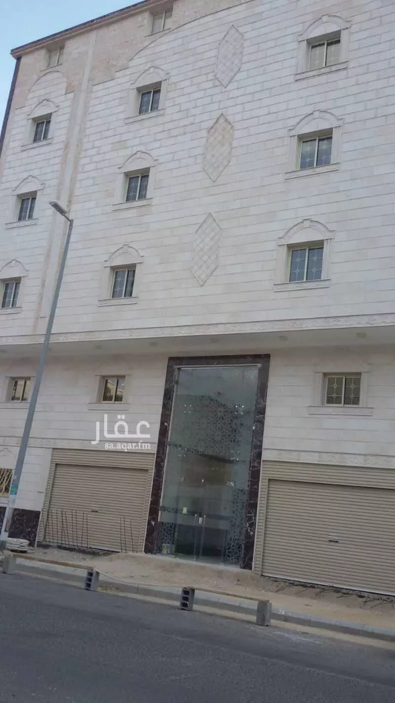 عمارة 630 م² في الشوقية 1