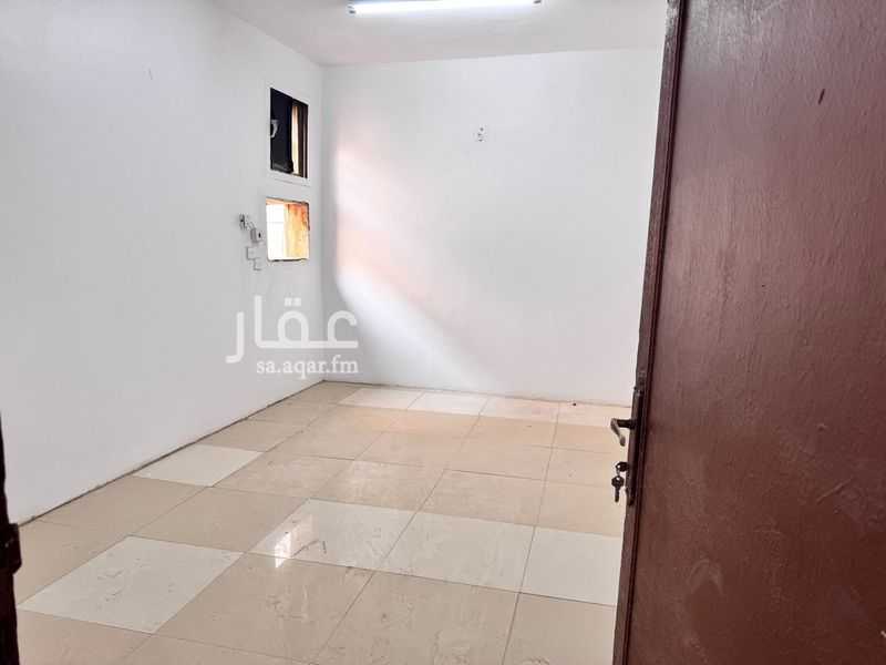 1 bedroom building in Ghubairah, Riyadh 6