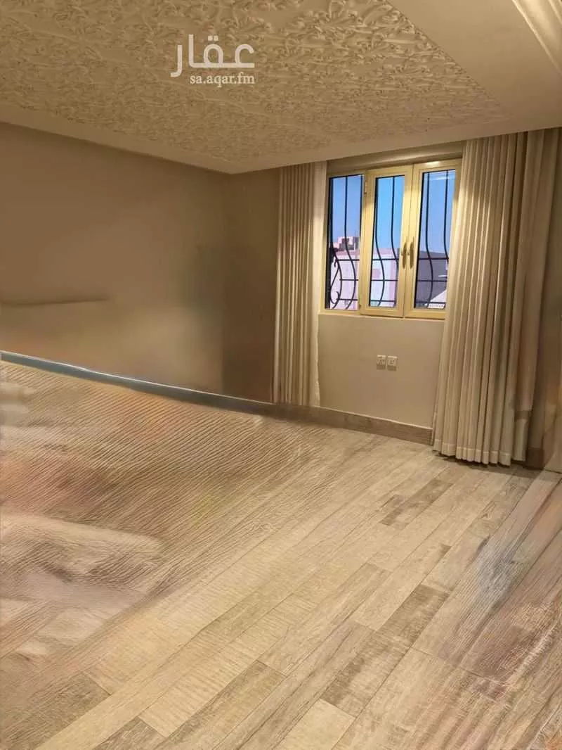 شقة 4 غرف في الحمراء 3