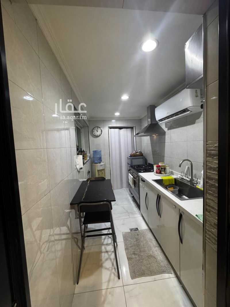 7 bedroom villa in King Abdul Aziz, Riyadh 6