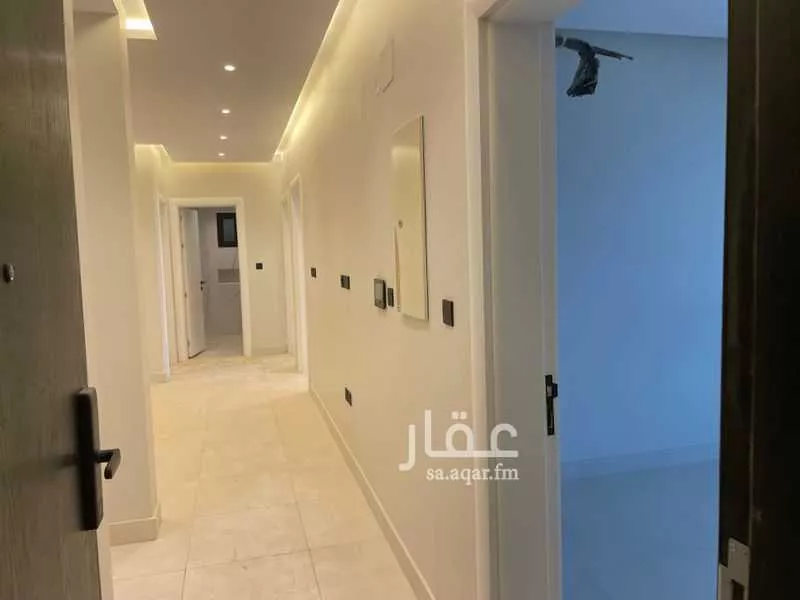 شقة 4 غرف في الواحة 5