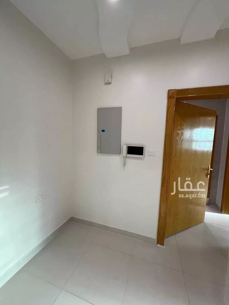 6 bedroom villa in Al Uraija Al Wusta, Riyadh 18