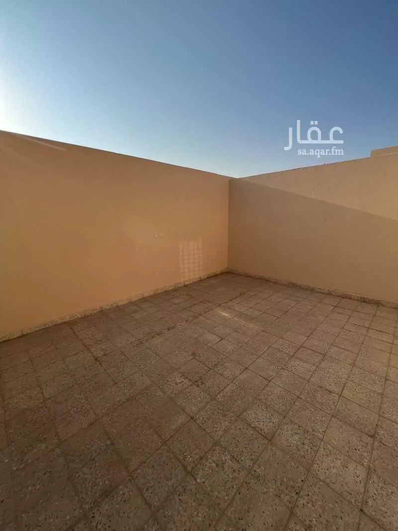 6 bedroom villa in Al Uraija Al Wusta, Riyadh 25
