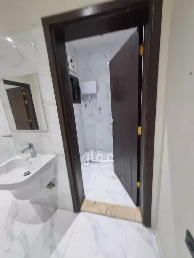 شقة 1 غرف في مريخ 4