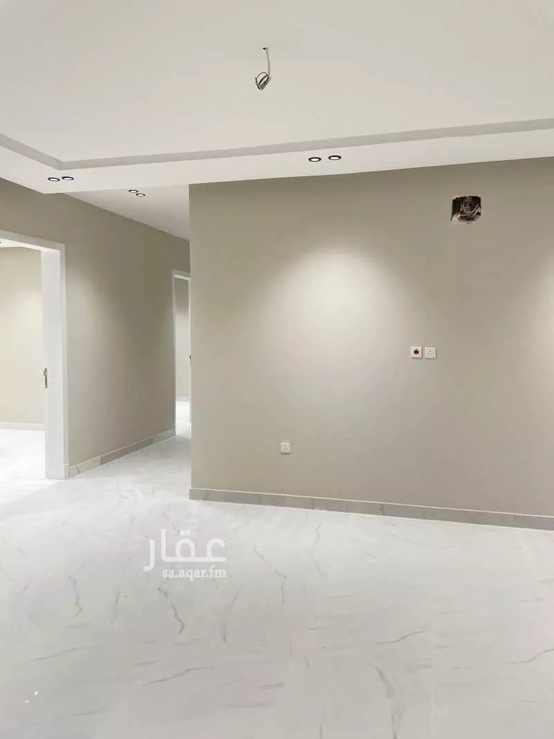 شقة 5 غرف في الحمرا 3