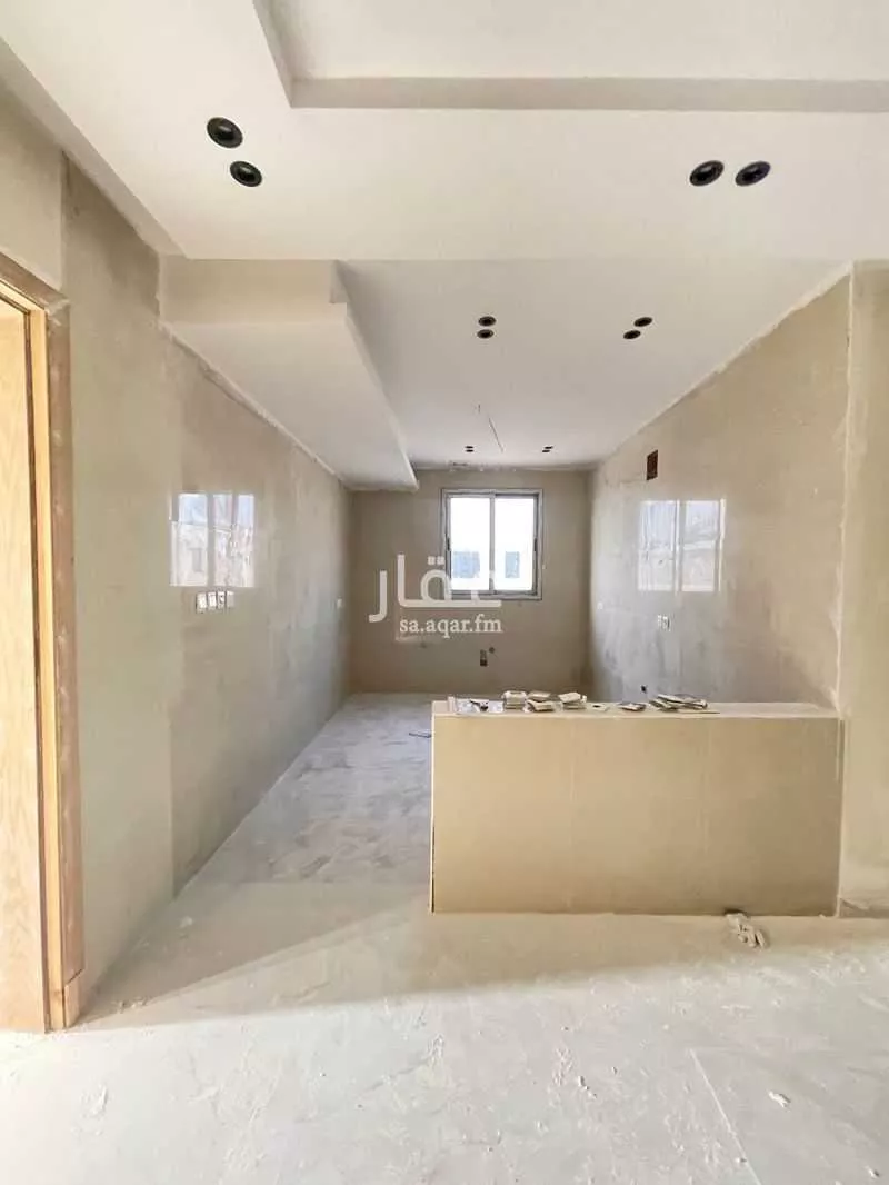 شقة 5 غرف في الحمرا 4