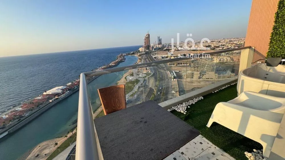 4 bedroom apartment in Al Shati, Jeddah 11