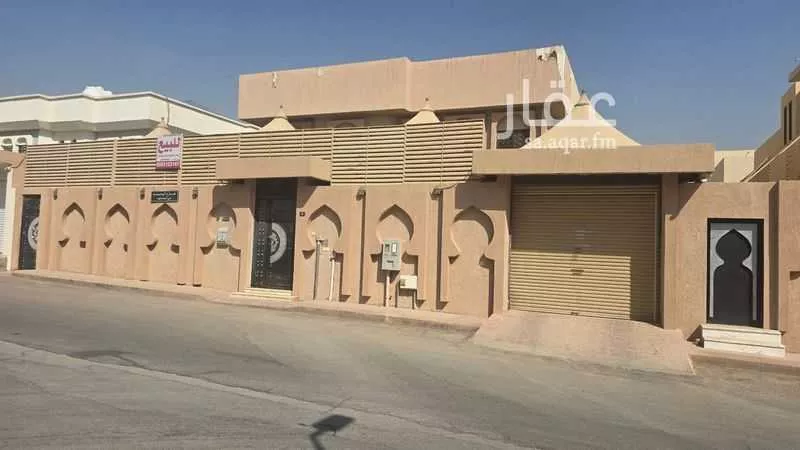 فيلا 10 غرف في الملك فهد 2