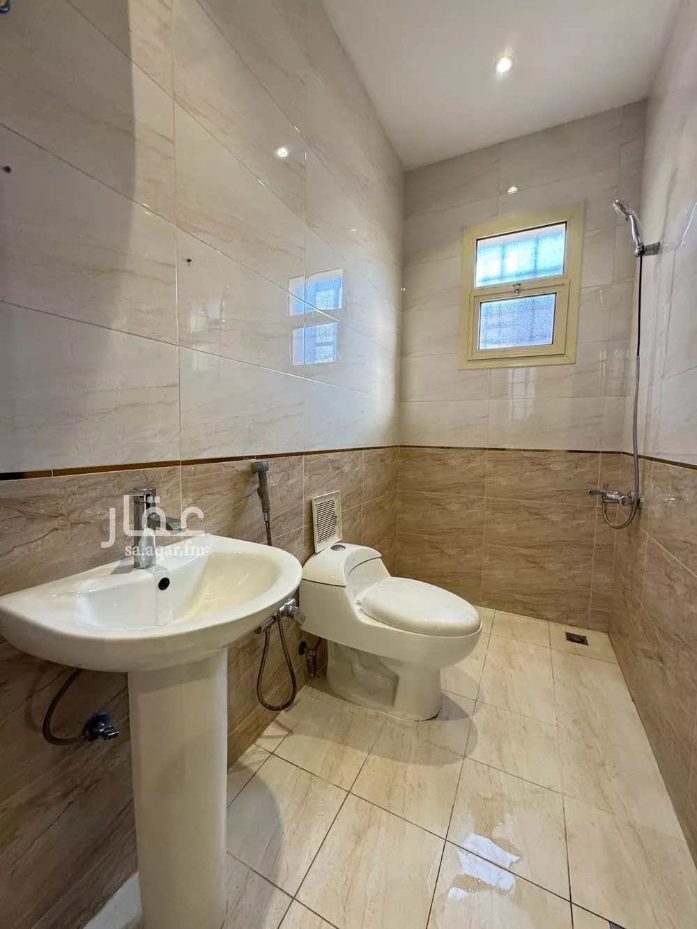 عمارة 506 م² في ام الحمام الغربي 5