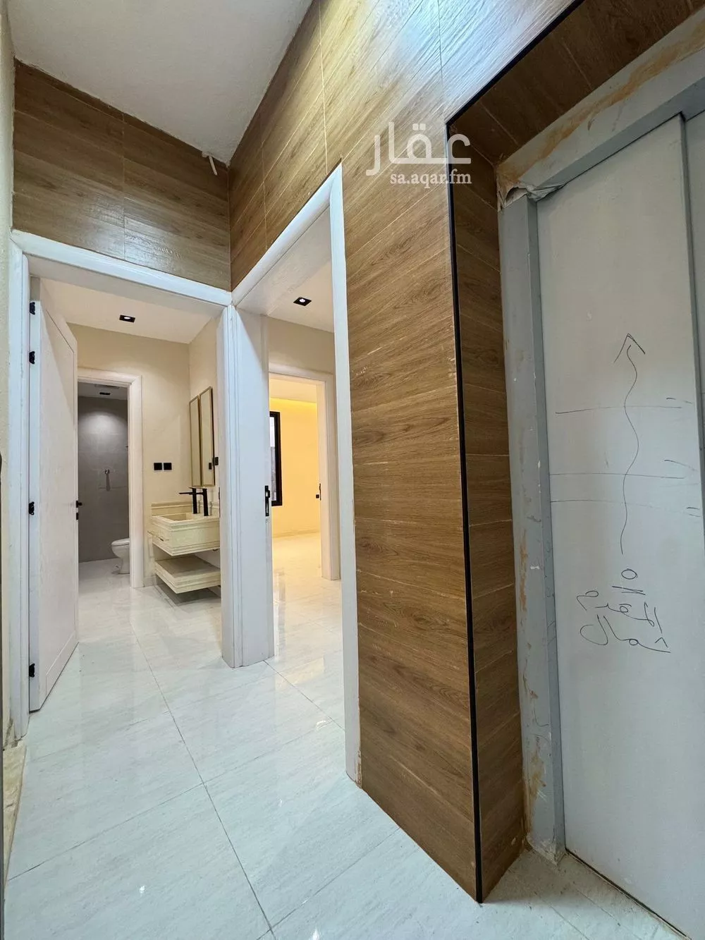 6 bedroom floor in Taibah 4
