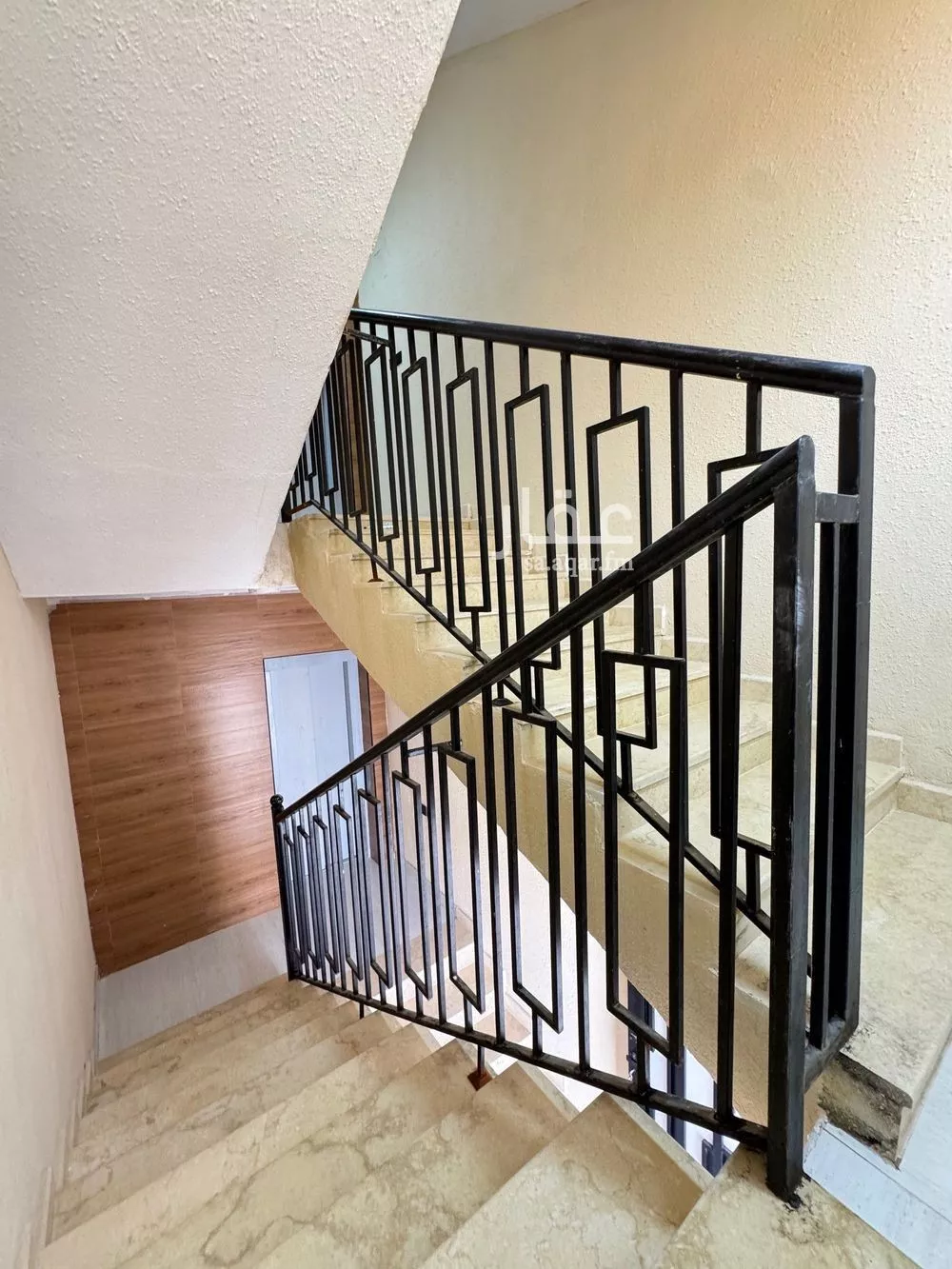 6 bedroom floor in Taibah 3