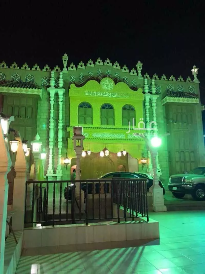 عمارة 825 م² في العدل