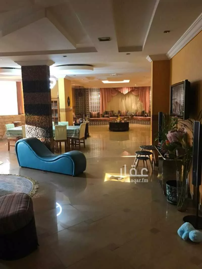 فيلا 9 غرف في البساتين 2