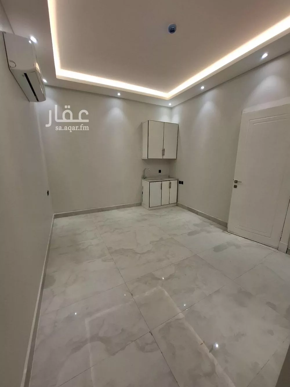 شقة 1 غرف في النرجس 5