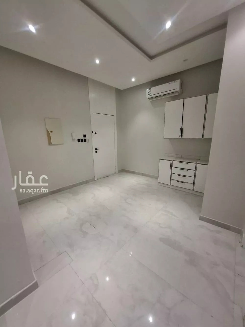 شقة 2 غرف في النرجس 4