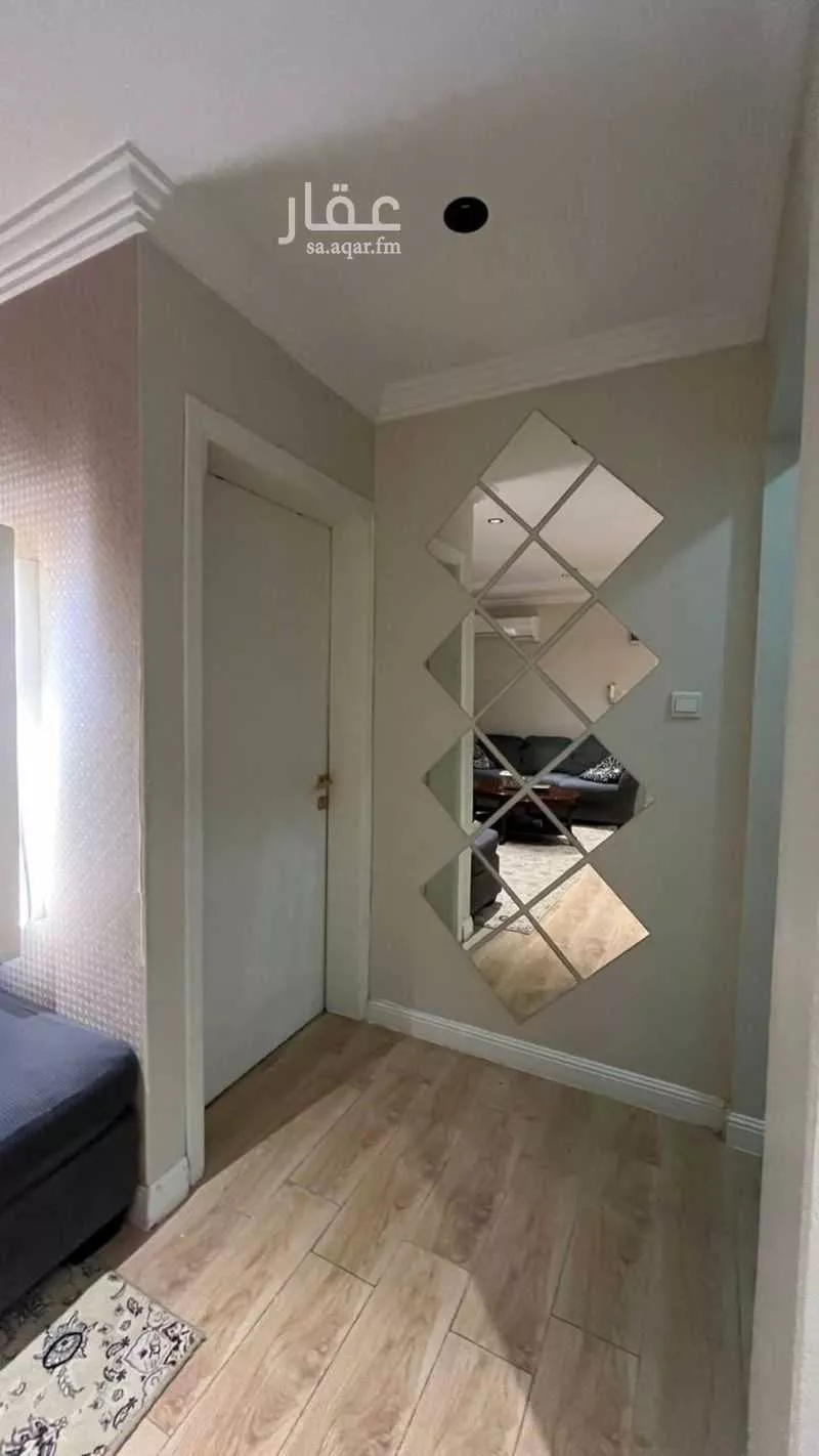 8 bedroom apartment in Irqah, Riyadh 11