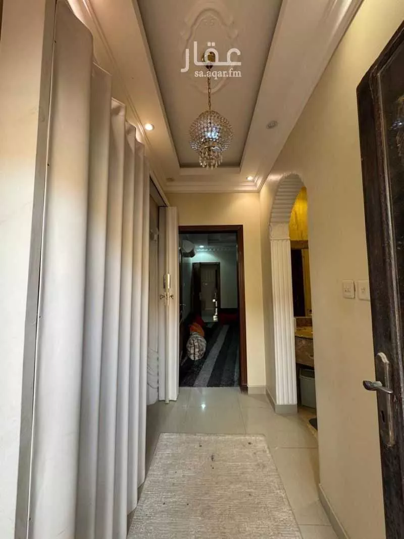 فيلا 10 غرف في ضاحية الملك فهد 5