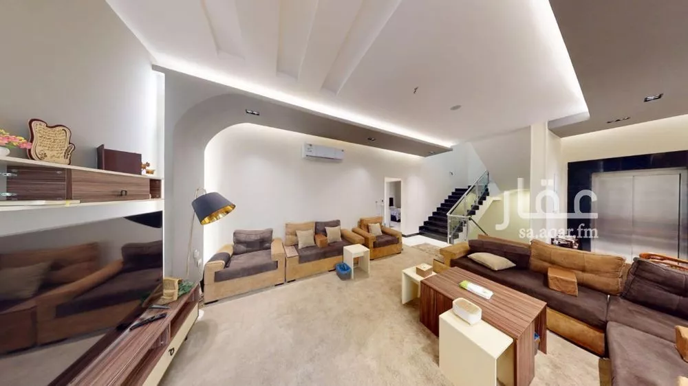 فيلا 5 غرف في الياقوت 4