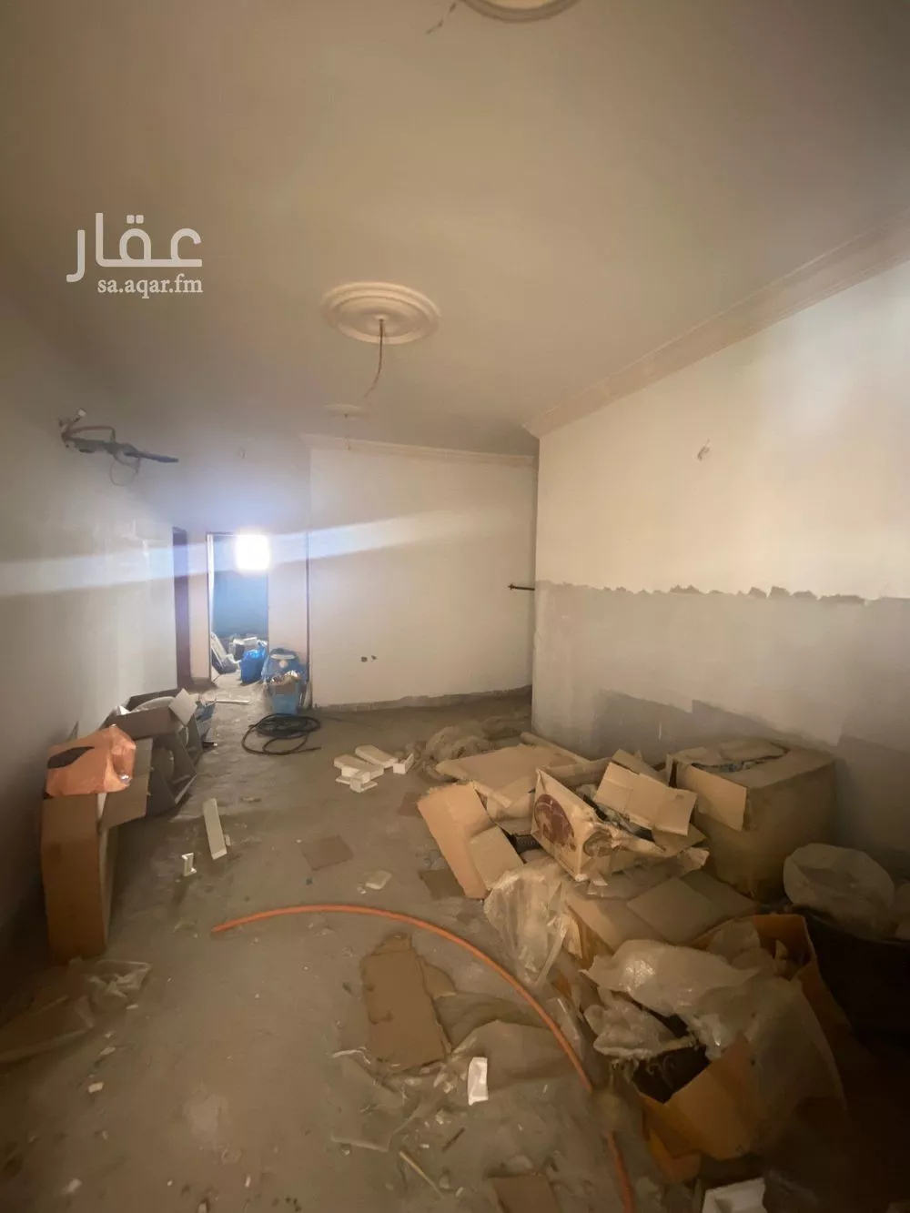 شقة 5 غرف في الروضة 5