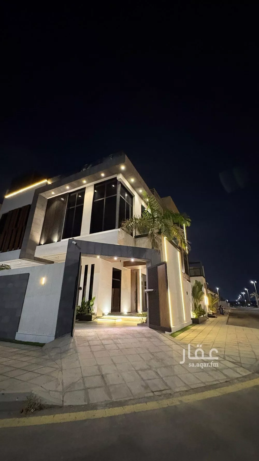 فيلا 5 غرف في البساتين 1