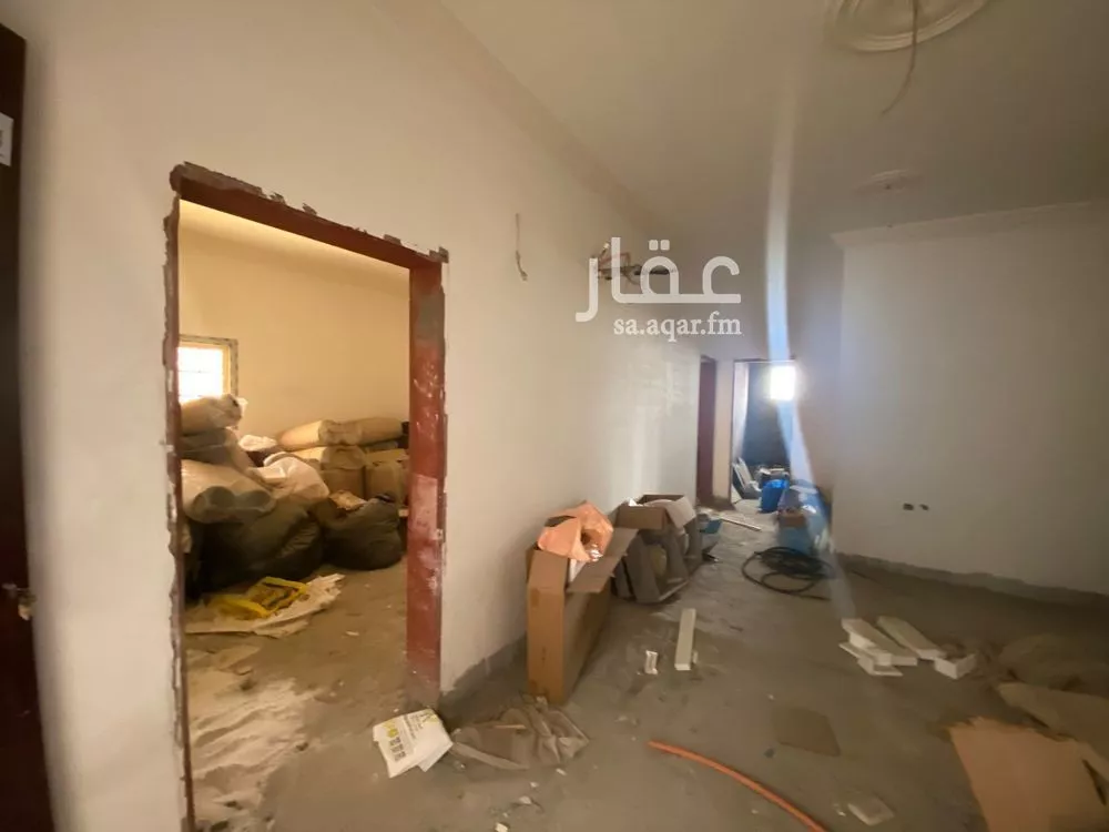 شقة 5 غرف في الروضة 4