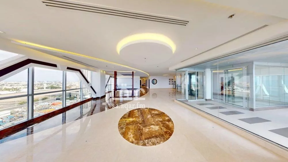 شقة 6 غرف في الشاطئ 3